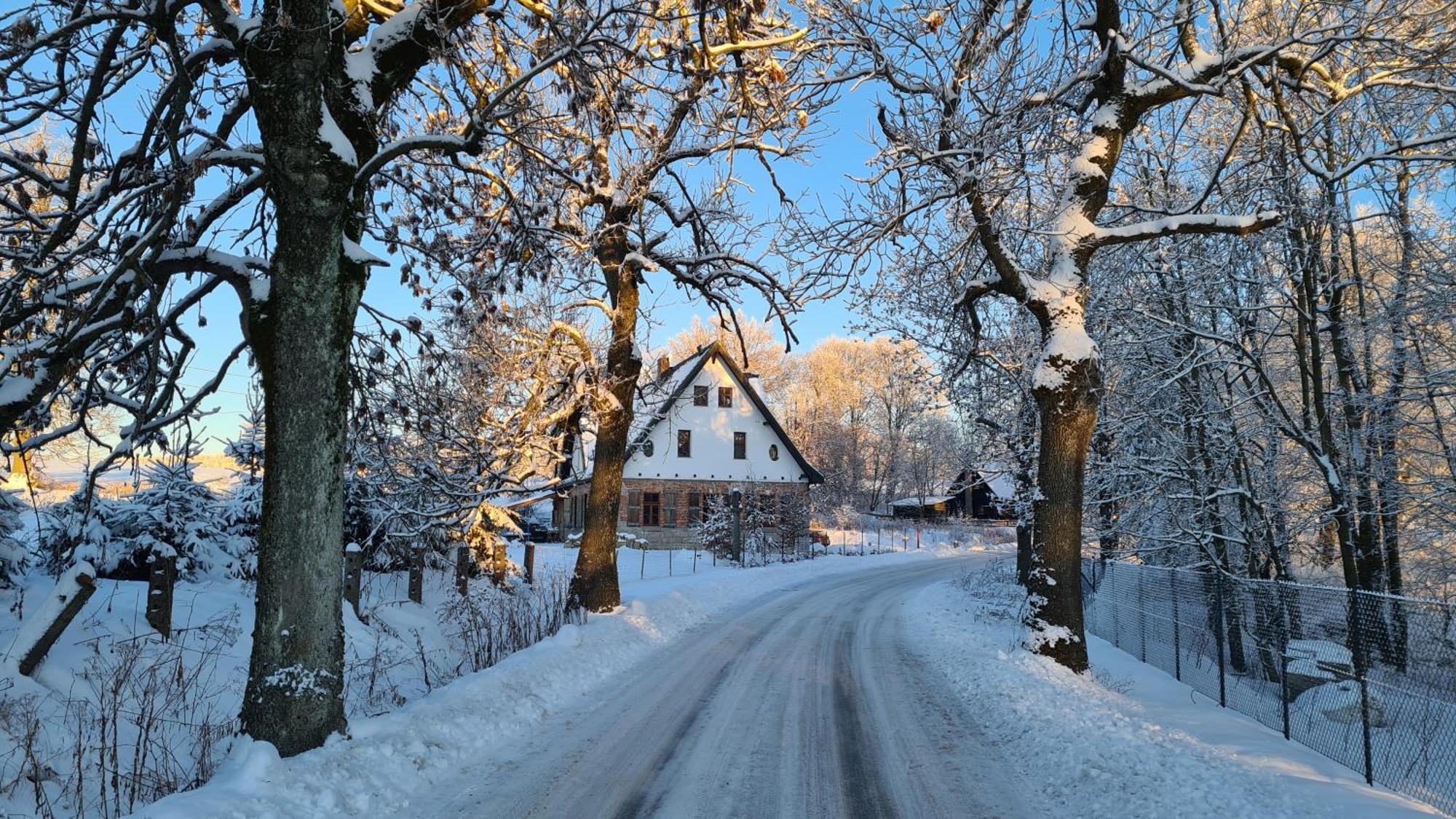 Chata W Stolowych Lezyce  Exterior foto